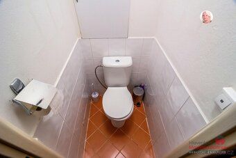 Nabízíme k pronájmu prostorný byt o dispozici 3+1 s velkou š