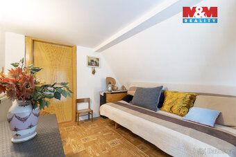 Nabízíme exkluzivně k prodeji chatu 5+1 s terasou situovanou
