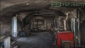 DISPOZICE ATELIÉRU 39 m2 v klidné části Rokytnice. Součástí 