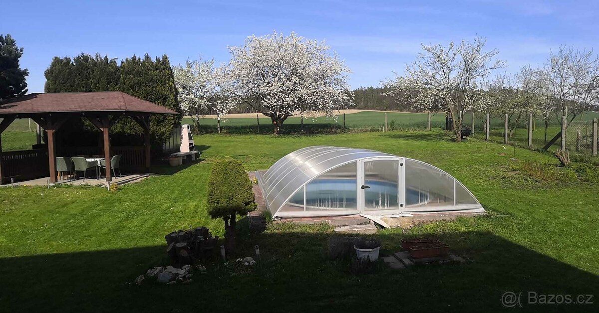 Prodej rodinného domu 194 m², pozemek 1345 m, Horka - Hlína,