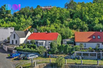 Prodej rodinného domu 194 m², pozemek 1345 m, Horka - Hlína,