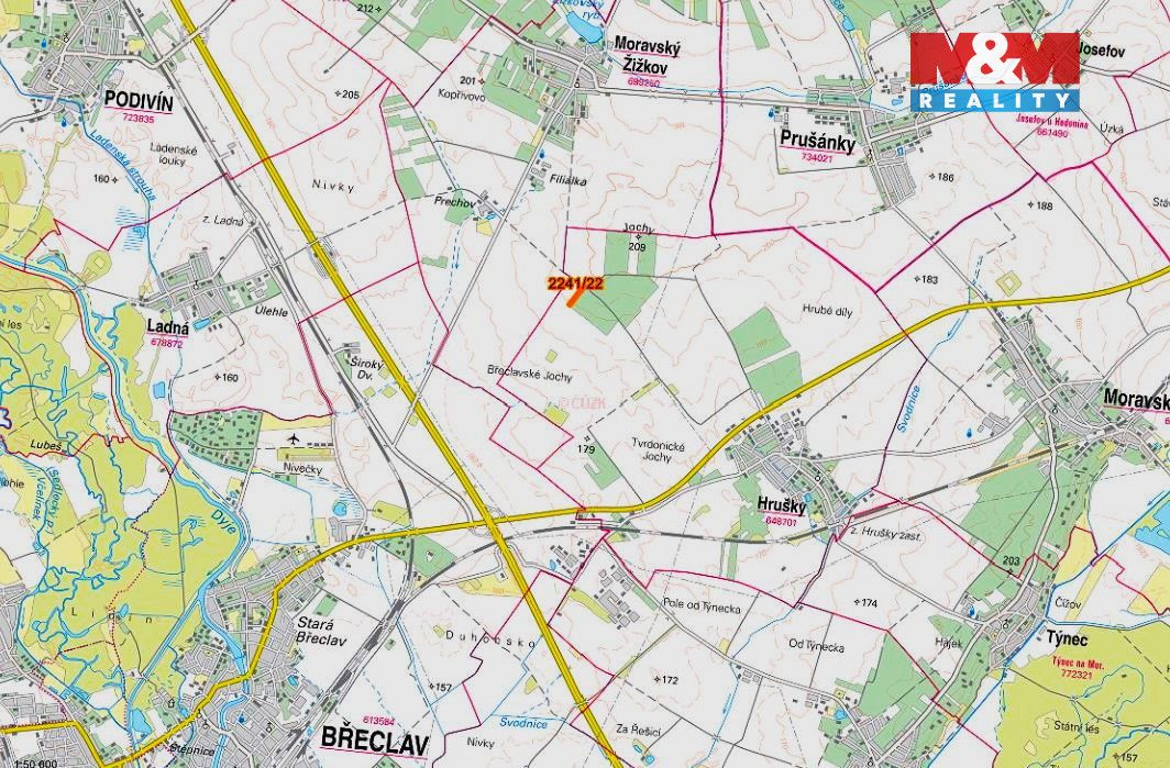 Prodej pozemku o výměře 612 m2 v katastru obce Hrušky. Jedná