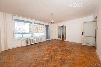 Dovolujeme si Vám nabídnout k prodeji slunný byt 3+1 v osobn