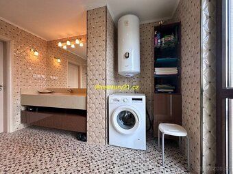 bd14254 Cena - 375 000 Eur
Exkluzivní rezidence 3+kk (270 m²