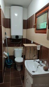 Nabízíme ubytování v nově postavené chatě přímo nad Vranovsk