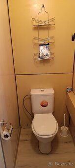 Pronájem bytu 1+kk, 29 m², Praha 4 – Modřany Nabízím k proná