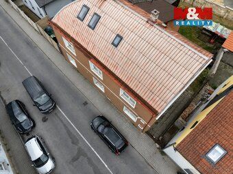 Nabízíme k prodeji byt 2+1 v přízemí revitalizovaného domu v