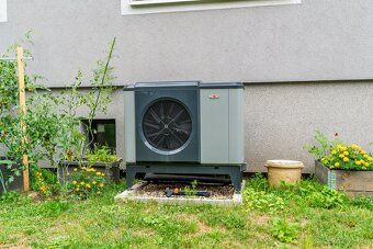 Nabízíme ke koupi prostorný byt o dispozici 4+kk a celkové p