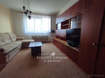 Ev.č. 01280 Nabízíme k pronájmu útulný a světlý byt o dispoz