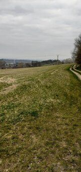 Nabízím k prodeji pozemek ve Strakonicích-Přední Ptákovice. 