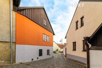 Dobrý den, rád bych našel menší rodinný dům před rekonstrukc
