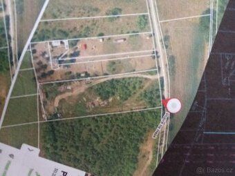 PRODEJ POZEMKU – 5 734 m² Nabízím k prodeji pozemek o výměře