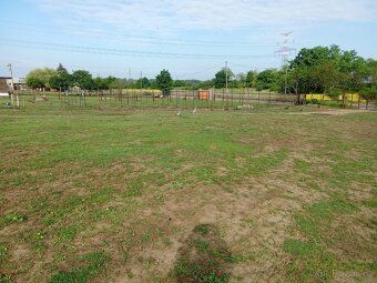 PRODEJ POZEMKU – 5 734 m² Nabízím k prodeji pozemek o výměře