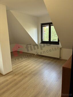 Hledáte prostorný a moderní byt pro rodinu nebo pár v klidné
