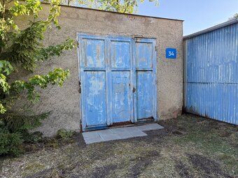 Nabízím k pronájmu garáž/sklad rozloze 60 m², umístěnou v ci