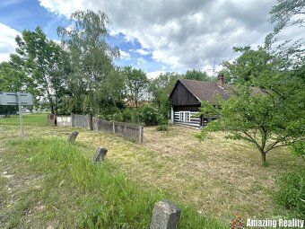 Nabízíme k prodeji stavební pozemek o výměře 1719 m2 v obci 