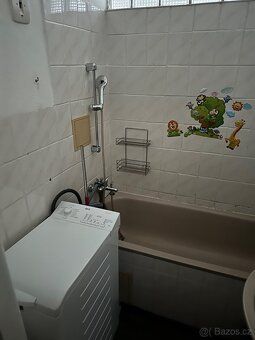 Pronájem bytu 2+1, 56 m2 K dlouhodobému pronájmu nabízíme pr