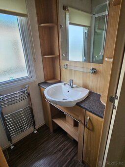 Luxusní ten největší zánovní celoroční dům z Anglie atypický