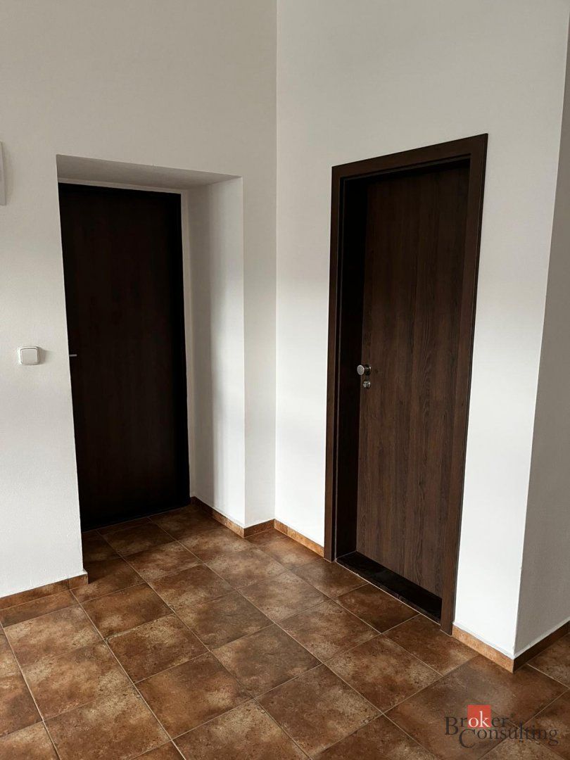 Pronájem, komerční/kanceláře, 44 m2, Mírové náměstí 213, 793