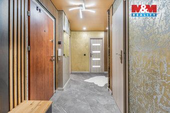 Nabízíme k prodeji krásný byt 3+1 o užitné ploše 65 m² ve vy