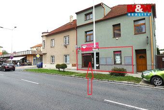 Nabízíme k pronájmu prostornou nemovitost v srdci historické