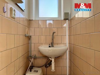 Nabízíme k pronájmu kancelářské prostory o velikosti 14 m² v