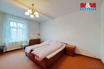 Nabízíme k prodeji prostorný rodinný dům v malebné části obc