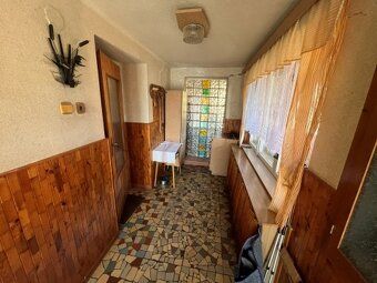 K prodeji rodinný dům se zahradou o celkové výměře 1437 m² v