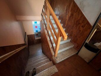 K prodeji rodinný dům se zahradou o celkové výměře 1437 m² v