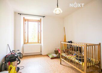 Nabízíme k prodeji atypický dvoupatrový dům v centru města S