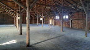 Hala k pronájmu, Mikulovice, 650m2 Nová střecha, elektřina, 