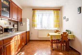 Nabízíme k prodeji rodinný dům o dispozici 5+1 v malebné obc