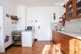 Nabízíme k prodeji rodinný dům o dispozici 5+1 v malebné obc