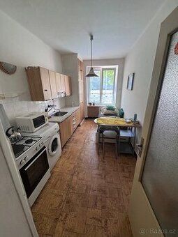 Mám zájem o byt minimálně 2+1, ideálně 3kk nebo 3+1 v osobní