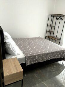 Na prodej apartmánový dům v blízkosti moře a pláže ( 120m ).