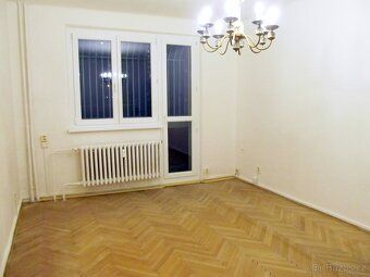 Nabízím k dlouhodobému pronájmu byt 3+1 s balkonem ve zvýšen