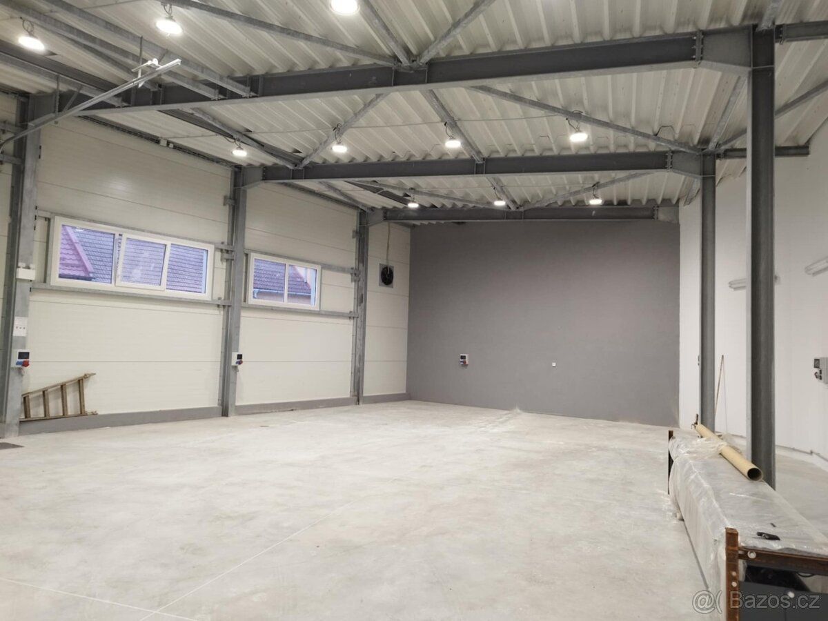 Pronajmu sklad, skladovací prostory o výměře 320m2, výška 6m