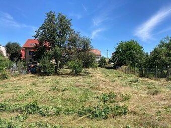 Nabízím k dlouhodobému pronájmu oplocenou zahradu o velikost