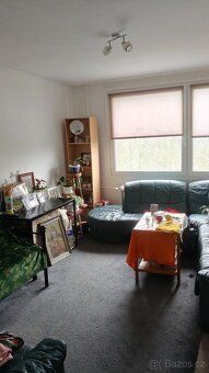 Prodám byt 3+1 v centru domu o rozloze 79m2 (2. patro ze 6) 