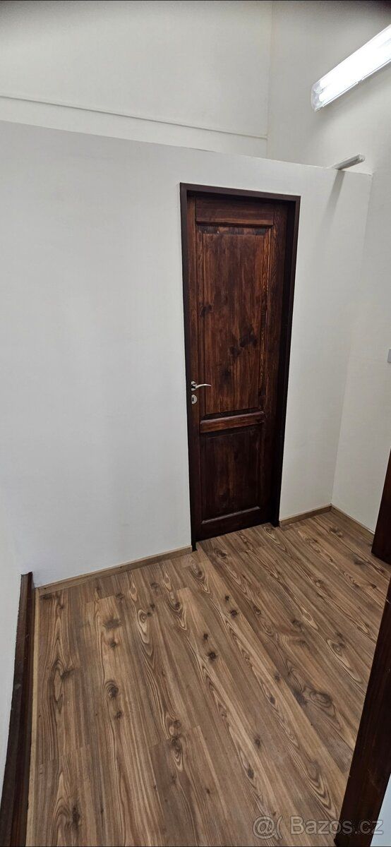 V žádané lokalitě Šanov Teplice, ulice U kamenných lázní. 14