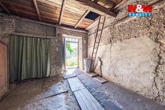 Nabízíme k prodeji řadový rodinný dům v klidné části Kostelc
