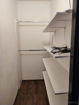 Nabízím k pronájmu byt 1+kk o celkové ploše 30m² a balkónem 