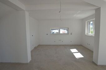 Ponúkam na predaj mestečku Privlaka, najvyhľadávanejšia časť