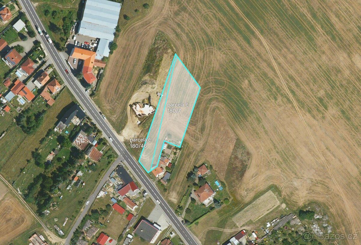 Prodávám stavební pozemek v obci Pavlice (okres Znojmo). Lež