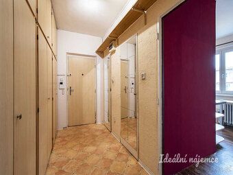 K dlouhodobému podnájmu nabízíme pěkný byt o dispozici 2+1 v