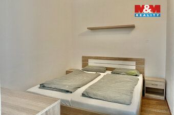 Nabízíme Vám k prodeji rodinný dům se zahrádkou, parkovacím 
