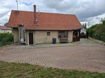 Pronajmu nebo prodam dum 2+1 80 m² garaz stodola Zahrada Stu