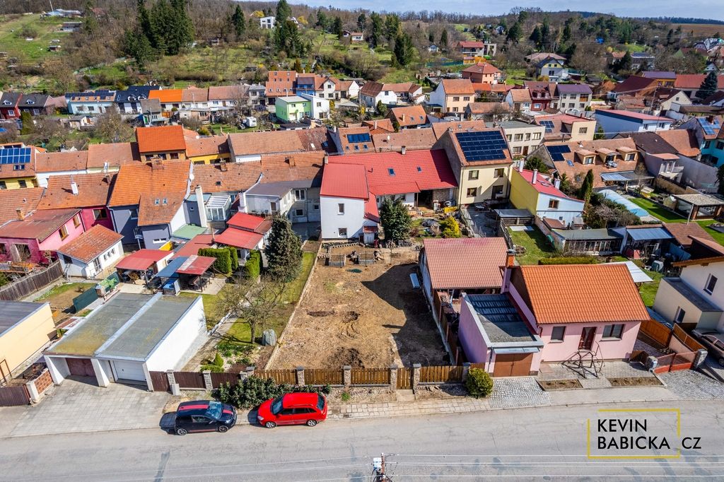Hledáte vhodný stavební pozemek pro svůj budoucí domov? V kl