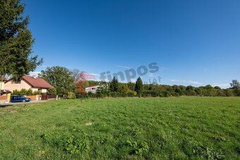 Nabízíme k prodeji krásný stavební pozemek o rozloze 967 m² 