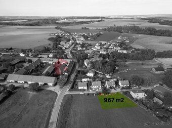 Nabízíme k prodeji krásný stavební pozemek o rozloze 967 m² 